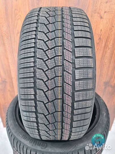 Continental ContiWinterContact TS 860S 275/35 R20 и 315/35 R20 102W