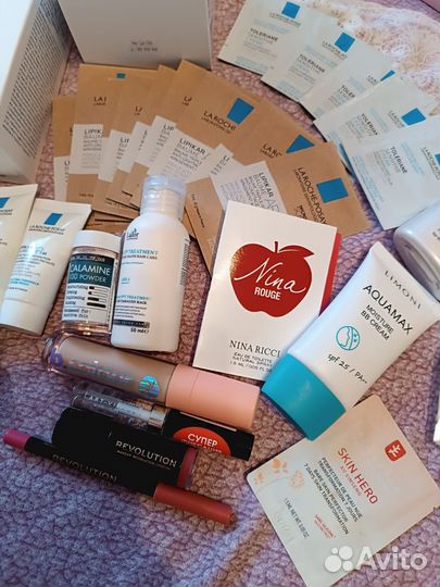 Набор косметики уход + декоративная новая