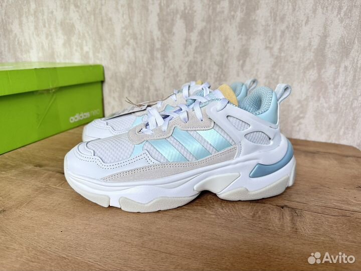 Кроссовки adidas новые оригинал