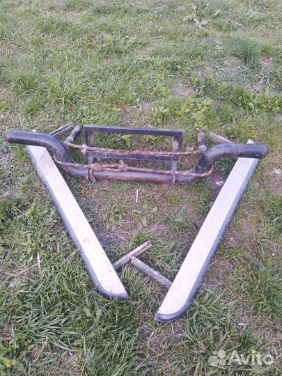 Кенгурятник 2121