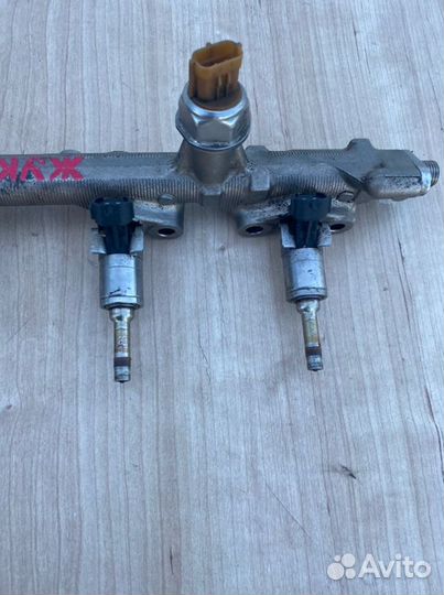 Топливная рампа Nissan Juke F15 MR16DDT 2011