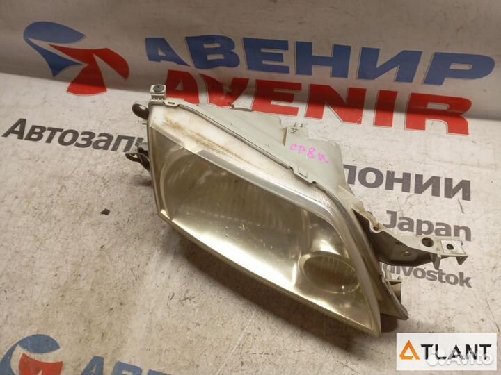 Фара передняя правая mazda premacy