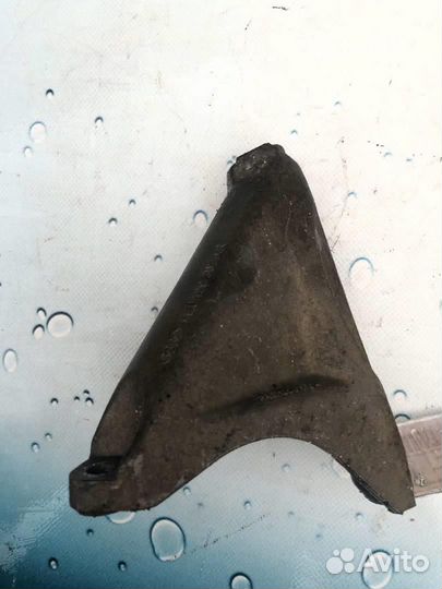 Опора двигателя 4E0199307AR