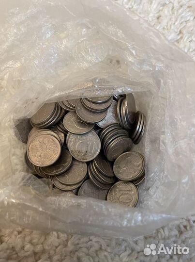 Монеты и бумажные деньги