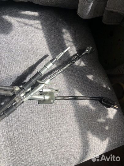 Трос ручника газ