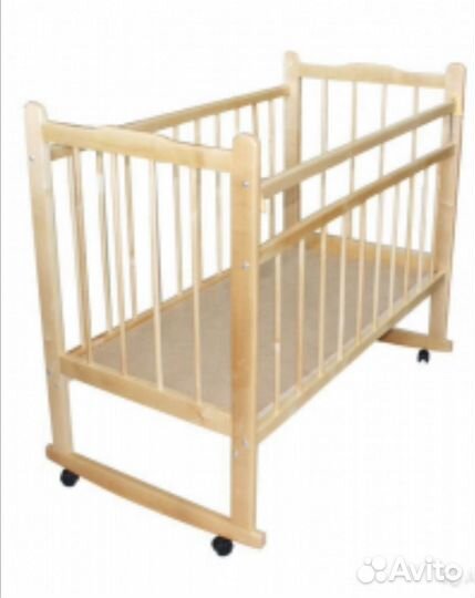Детская кроватка с матрацом