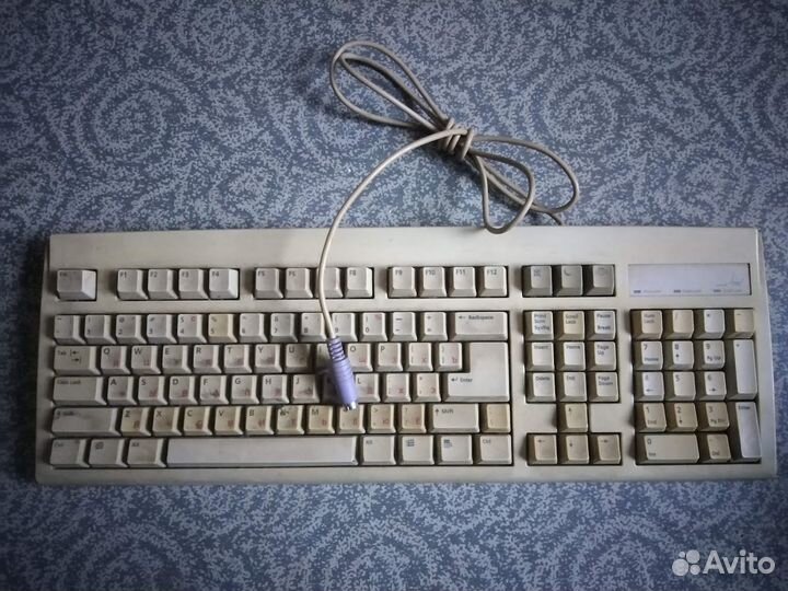 Клавиатуры 4 шт