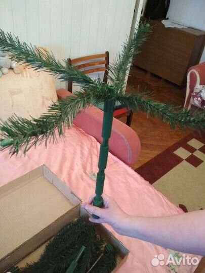 Ёлка новогодняя с игрушками