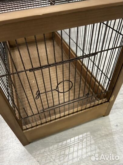 Клетка для птиц из дерева
