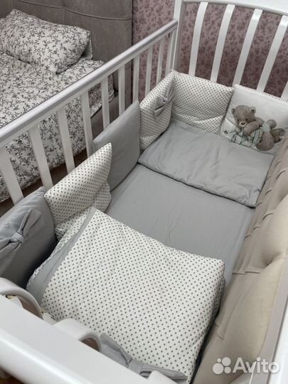 Бортики и постельное белье в кроватку