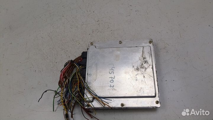 Блок управления двигателем BMW 5 E39, 2001