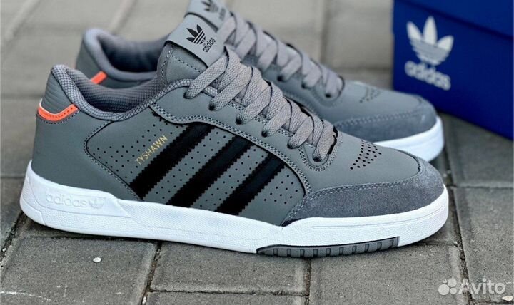 Кроссовки adidas