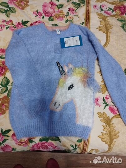 Свитер / джемпер новый для девочки р. 152