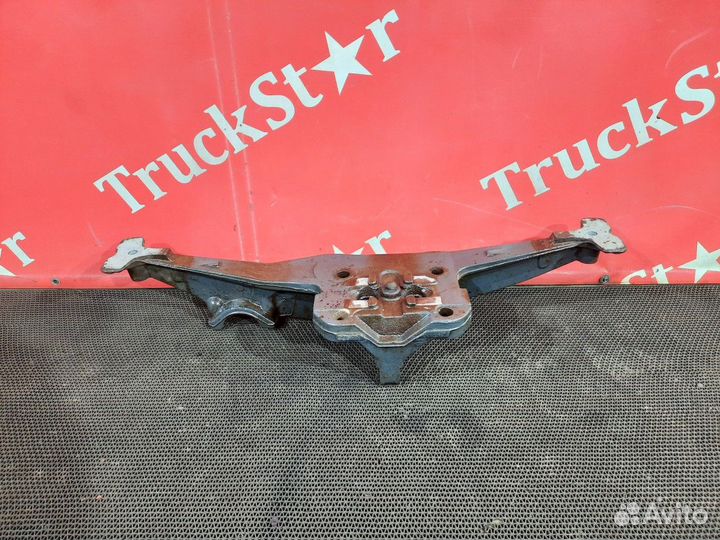 Кронштейн пневмоподушек правый Daf XF105