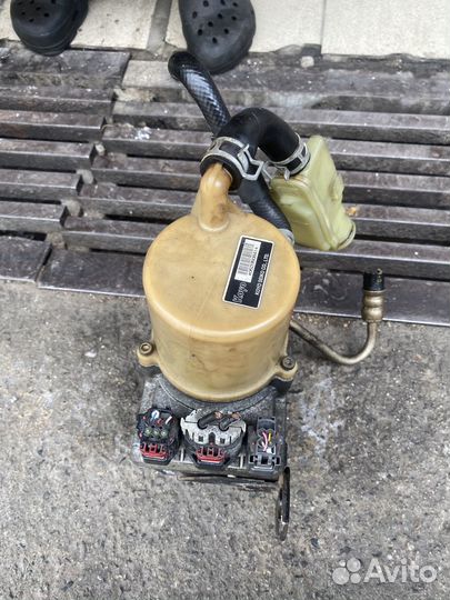 Насос гура Mazda 3 Bk