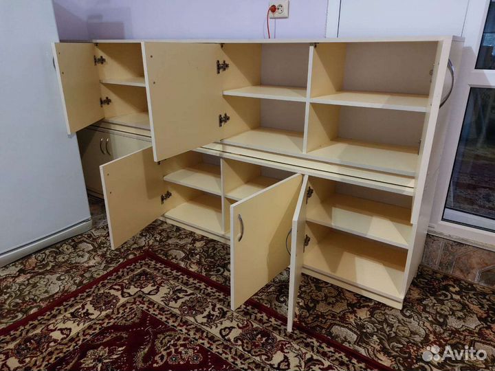 Полки стеллажи