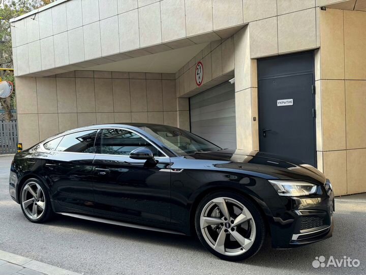 Audi A5 2.0 AMT, 2018, 131 000 км