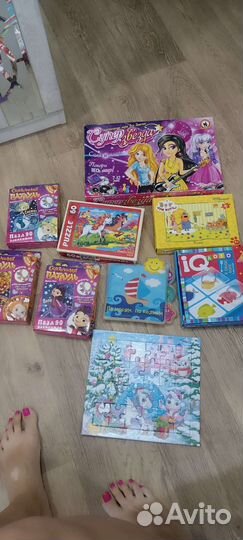 Набор пазлов и игр