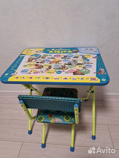 Детский стол и стул