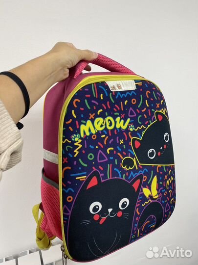 Рюкзак школьный