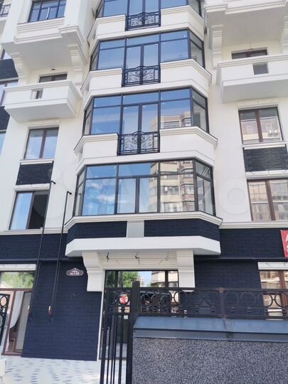 2-к. квартира, 43 м², 9/13 эт.