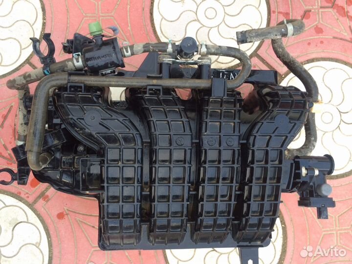 Коллектор впускной на Nissan Teana L33, j32