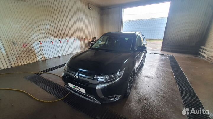 Mitsubishi Outlander 2.4 CVT, 2021, 62 000 км