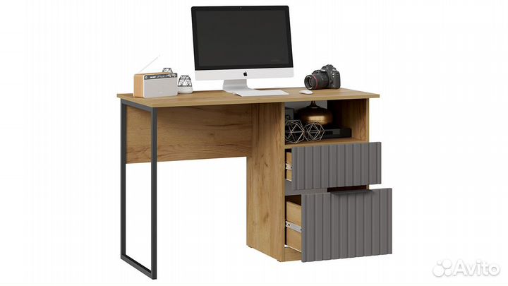 Стол письменный 