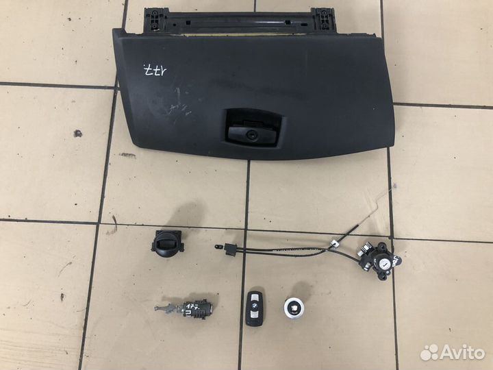 Комплект ключей и личинок BMW 5 E60 рестайлинг