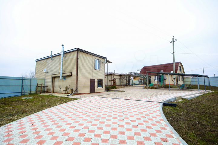 Дом 250 м² на участке 15 сот.