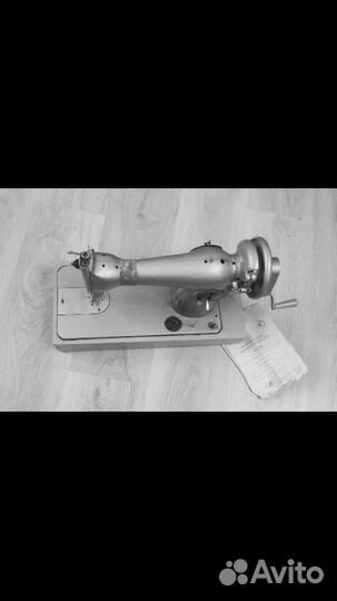 Швейная машина