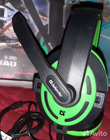 Наушники с микрофоном