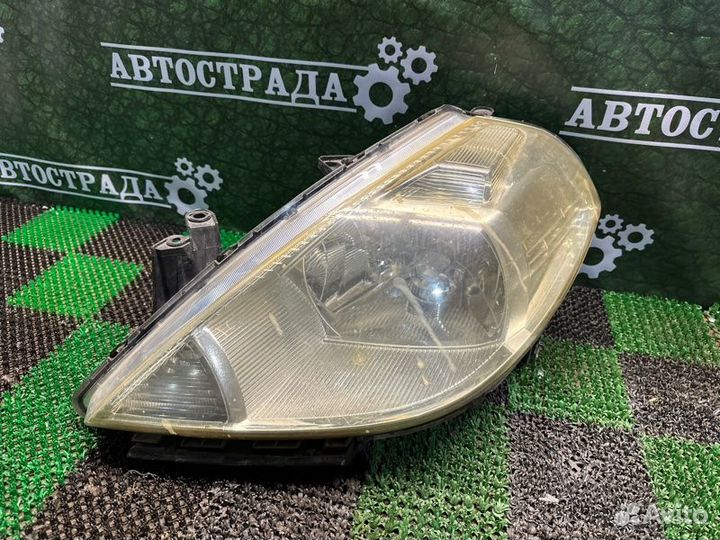 Фара левая Nissan Tiida C11