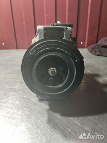 Компрессор кондиционера Mercedes C-Class W205 M264