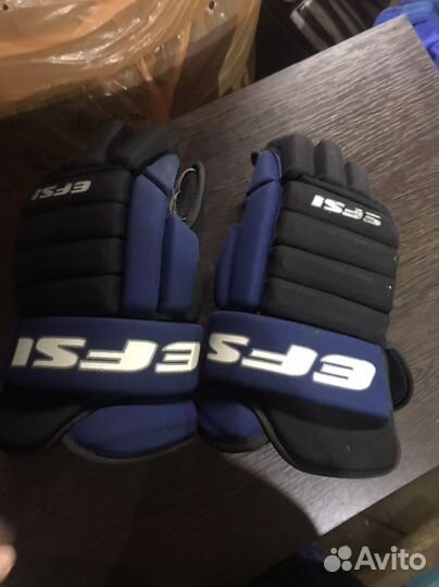 Перчатки краги хоккейные