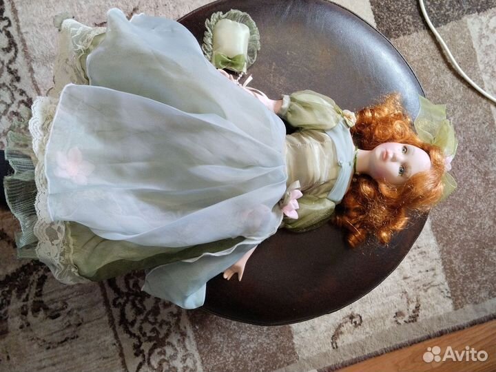 Куклы форфоровые