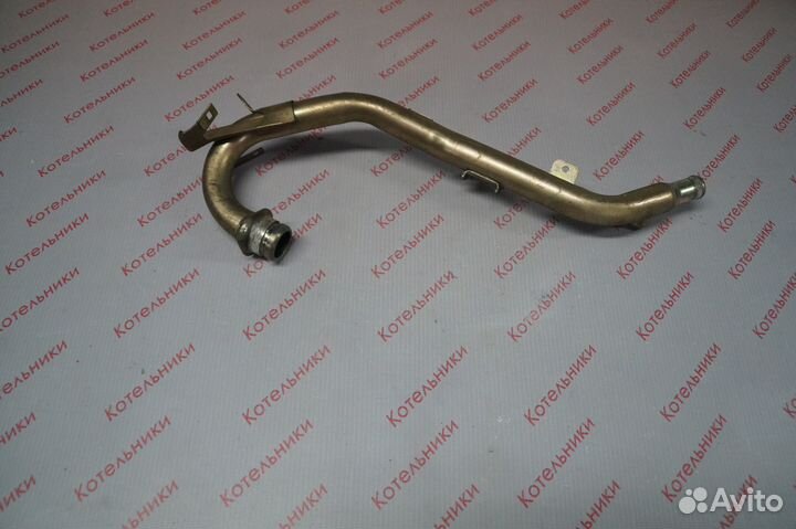 Nissan 21022-8H301 Патрубок системы охлаждения