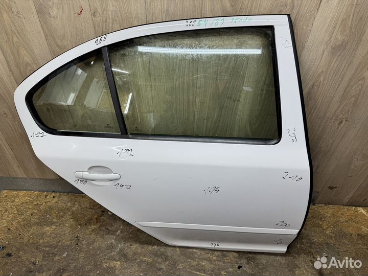Дверь задняя правая Skoda Octavia