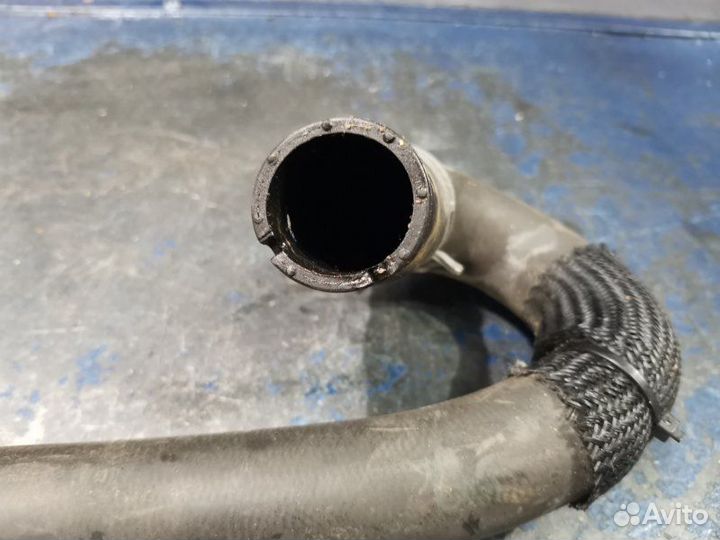 Патрубок охлаждения нижний Ford Focus 3 CB8