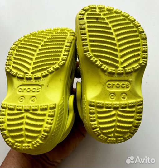 Сандалии и сабо crocs c4