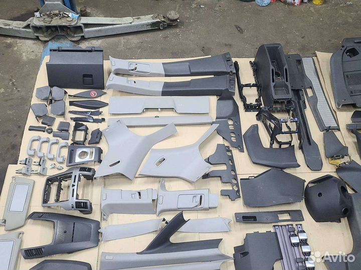 Пластик салона Opel Zafira B 2005-2012