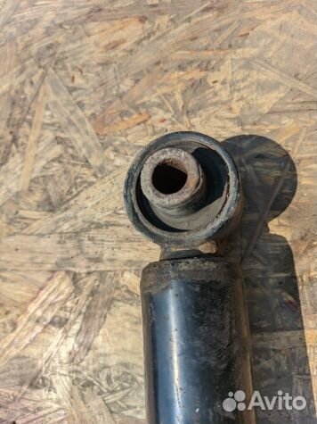 Kia Sorento Prime 3 UM амортизатор задний