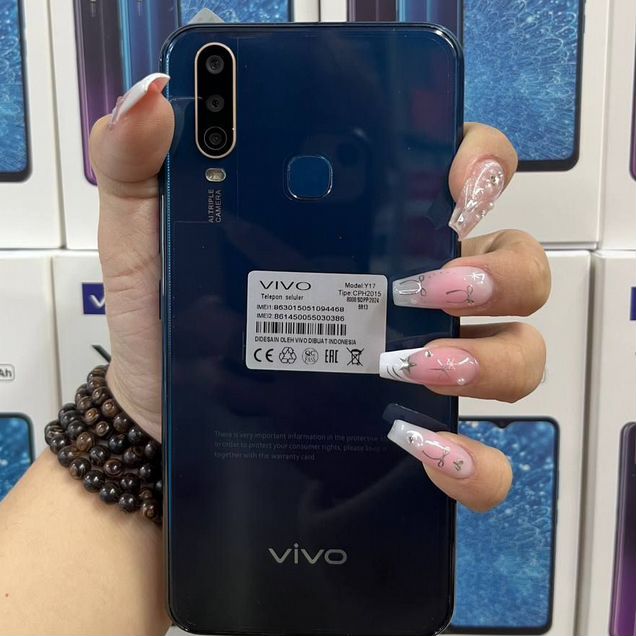 vivo Y17, 4/128 ГБ, 2 SIM
