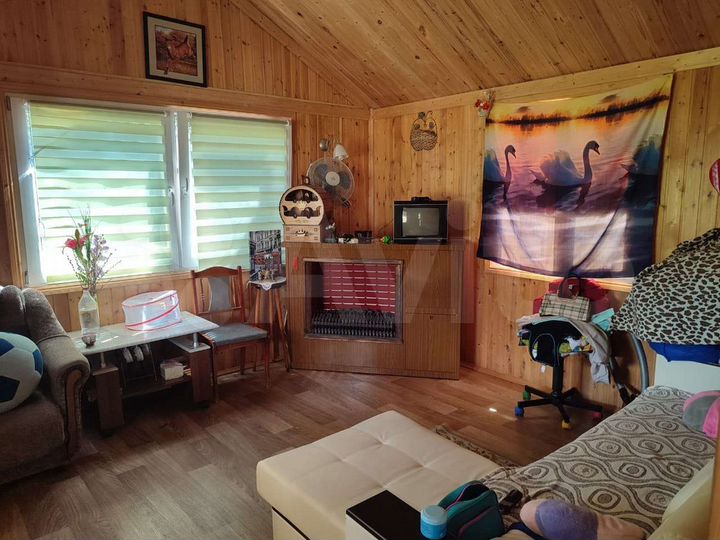 Дача 30 м² на участке 8 сот.