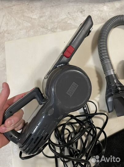 Автомобильный пылесос