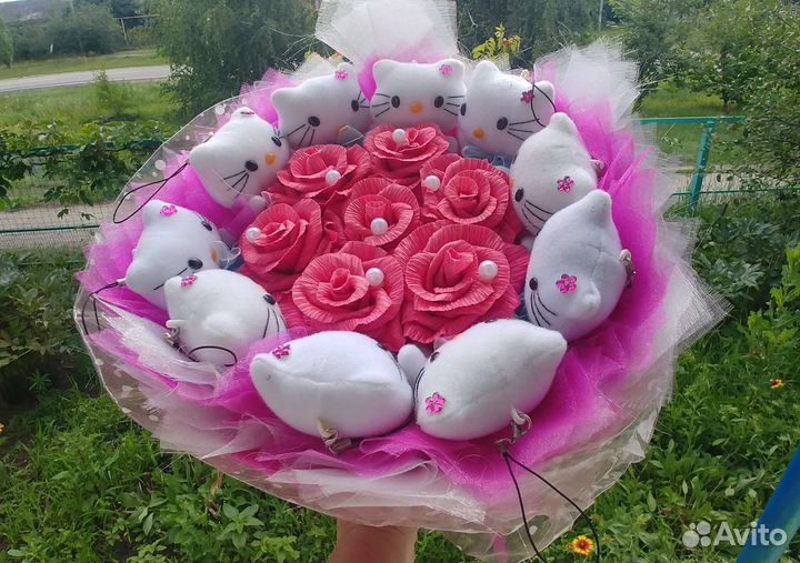 Букет с милыми котями