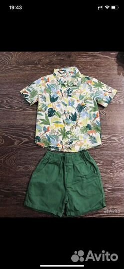 Костюм праздничный