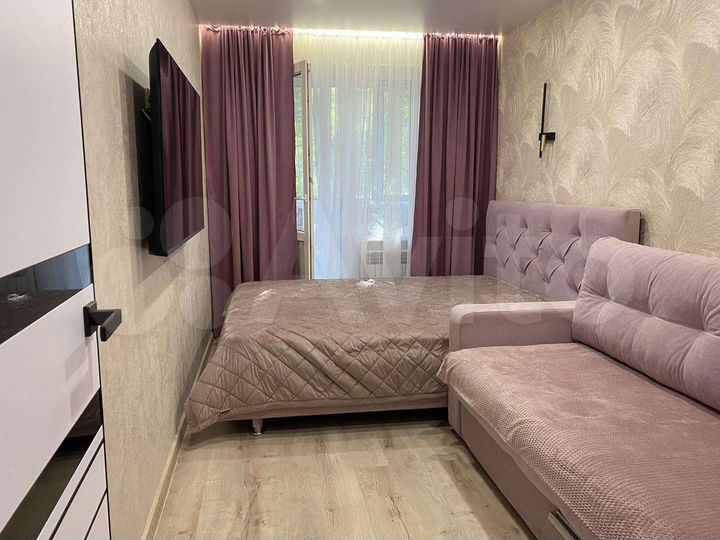 2-к. квартира, 56 м², 1/9 эт.