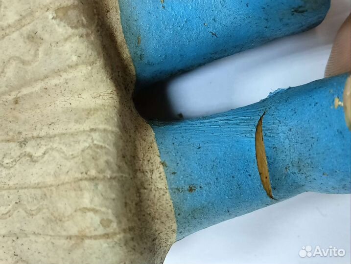 Старинная резиновая игрушка петрушка