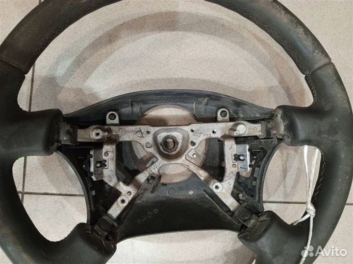 Рулевое колесо Toyota Land Cruiser 100 1998-2007